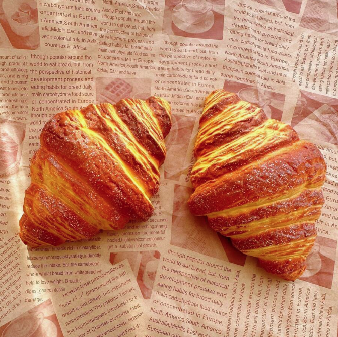 Squishy Croissant - Scented - Soft- Slow Return