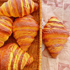 Squishy Croissant - Scented - Soft- Slow Return