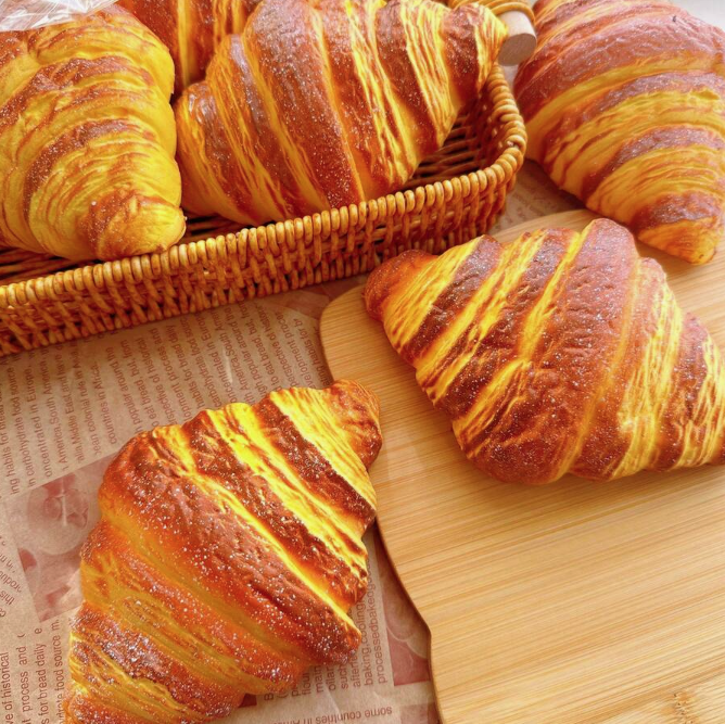 Squishy Croissant - Scented - Soft- Slow Return